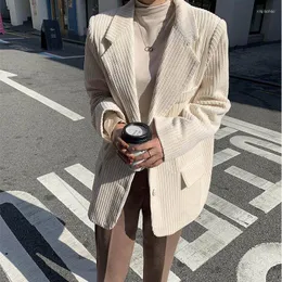 Frauen Anzüge HStar Frühling Cord Blazer Frauen Einreiher Übergroßen Weiblichen Jacke Casual 2022 Elegante Femme