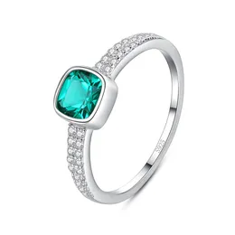 European Vintage Emerald Ring S925 Sterling Silver Micro Set Zircon Luxury Brand Ring American Hot Popular Women Designer Ring Ring