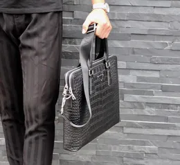 Erkekler omuz çantası siyah timsah desen deri tasarımcı çanta iş dizüstü bilgisayar çanta haberci çantaları isim tabakaları ile erkekler bagaj bilgisayar çanta