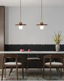 Lampy wiszące nordyckie orzech z litego drewna okrągły żyrandol na kawiarnię sypialnię do jadalni dekoracje wisząca lampa dekoracyjna oświetlenia