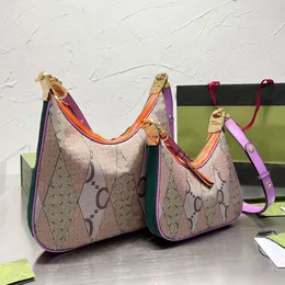 Bolsas de noite Bolsa de ombro para axila feminina Bolsa tiracolo feminina Bolsa de meio mês Moda Letra Estampado Alça removível Fita vermelha verde Clutch feminina Lona Grande