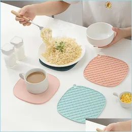 حصير منصات النمط الشمالي Sile Insation Cup Cupe Mat Non-slip placemat anti-scald potholder accession تسليم التسليم 2021 Ho dhmry