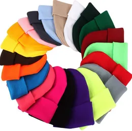 Factory Wholesale Street Dance Wool Hat Trendiga m￤n och kvinnor harajuku fluorescerande pullover Autumn och vinter godis f￤rg stickade hattar