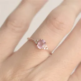 Bröllopsringar Fashion For Women Aneis Rose Gold Oval Pink CZ Zircon Engagement Ring Dainty Anelli Donna Party Jewelry Dropship