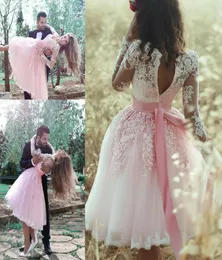 Abiti da sposa corti rosa Abito da sposa con applicazioni in pizzo Maniche lunghe Scollo a V Lunghezza al ginocchio Nastro A Line Custom Made Vestido De Novia Plus Size estido