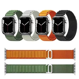 Gevlochten riem compatibel met Apple Watch -banden 49 mm 45/41mm 44/40mm 42/38 mm Elastische solo -lus sportbanden voor Iwatch -serie 8 7 6 5 4 3 2 1 SE
