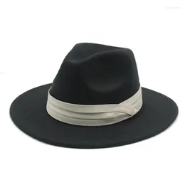 Berets Fedoras Hats for Women Autumn Wool Luxury Designer Wide Brim Wedding 2022 Jazz Cap Top Top Hat Masculino Chapeau Femme