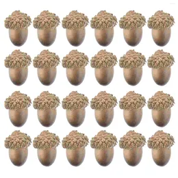 Dekoracja imprezy 50pcs Acorn Fałsz małe realistyczne sztuczne rekwizyty orzechy Doród do domu El Kitchen