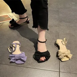 Elbise Ayakkabı Kadın Sandalet Yaz 2022 Niş Moda Yay Dekoratif Kumaş Konforlu Orta Topuk Sandalias De Las Mujeres