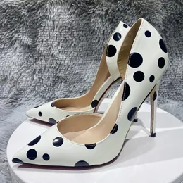 2023 NEW SO KATE POLKA DOT WOMEN SHOSE RED BOTORD GLOSSY WHITE SIDE CUT D'ORSAY PAISTY TOE High Heel Shoesエレガントな女性スリップスリップスティレットポンプサンダル8cm 10cm 12cm 12cm