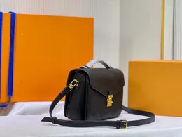 2022Classic Luxury designer bag tote Classics postman handbag purse ladies messenger shoulder bags designers handbags crossbodys purses
