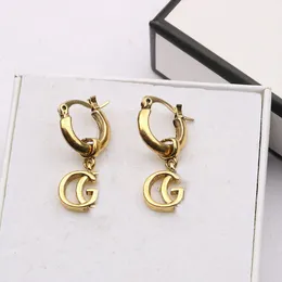 Klasik 18K Altın Kaplama 925 Gümüş Lüks Marka Tasarımcıları Çift Harf G Damızlık Geometrik Ünlü Kadınlar Kristal Yapay Elmas İnci Küpe Düğün Parti Jewerlry