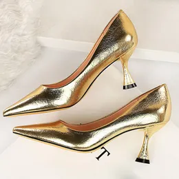 Kleidschuhe 2022 Frauen 7 cm High Heels Blaue Pumps Plus Größe 43 Spitz Zehen Luxus Dame Niedrige Scarpins Gold Silber Büro Valentinstag