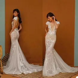 Lace Mermaid Wedding Dresses Deep V Neck Appliqued Short Sleeve Backless Wedding Dress Bridal Gowns robes de mariee