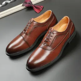 Mode oxford män skor klassisk fast färg pu vävd mönster ing spets affär casual bröllop fest dagligen ad200