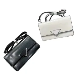 여성 플랩 크로스 바디 백 동전 지갑을위한 브랜드 디자이너 숄더백 체인 레이디스 패션 카드 홀더 핸드백 P080