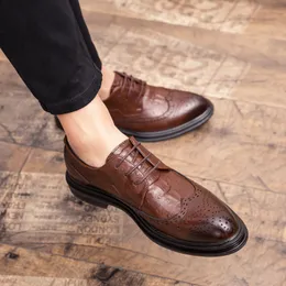 Bullock hommes chaussures en cuir PU talon plat décontracté mode quotidien lieu de travail hôtel mariage voiture couture sculpté à lacets britannique affaires robe chaussures grande taille 37-46