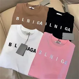 2022 Summer Mens Designer T Shirt Casual Uomo Womens Tees con lettere Stampa maniche corte Top Sell Luxury Men Hip Hop vestiti