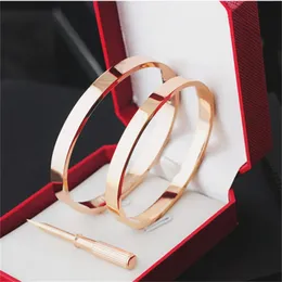 Jewelry Designer Bracelet for Women Couples Titanium Steel Jewellery Exquisite Street Personality Classic Friendship Bracelets Fashion Gold Screw Bangles