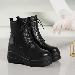 부츠 여성 패션 플랫 첼시 발목 겨울 2022 새로운 웨지 바이커 캐주얼 신발 눈 따뜻한 지퍼 J220923