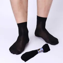 Мужские носки 10 паров Высокий упругой прозрачный комплект для мужчин Женщины лето -дышащий Тулл Твердый Цвет Прозрачный шелк дешевый G220924