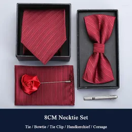 Bow Ties عالية الجودة النبيذ النبيذ Red Tie Tie مع Necktie Bowtie Corsage Pocket Square ومقطع في صندوق الهدايا لاجتماع العمل