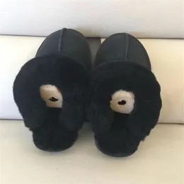مصممي النعال القطنية الثلجية أحذية نسائية أحذية دافئة داخلي بيجاماس الحزب ارتداء القشور غير القاتلة التي تجر الرجال الكبير الرجال