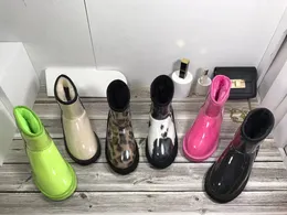 Designer-Stiefel, wasserdichte Stiefel für Damen, Wintermode, Schneestiefel, trendige schwarze Schuhe, rosa fluoreszierende, kältebeständige, warme Damen-Baumwollstiefel mit Box