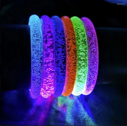 Decorazione per feste Braccialetto a emissione di luce a LED casuale da 6 pezzi in acrilico piatto a banda larga Bubble Bar Concert Cheer Wristband Glow Supplies