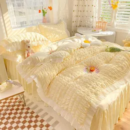 Bedding Sets 4pcs Seersucker Bed Skirt Salia de quatro peças Princess Girl Quilt Capa Lavagem de algodão lavado Double House Housed Machine Laving grande 220923