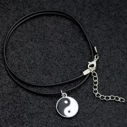 Nowy mody tybetański srebrny wisiorek Yin Yang Star Jezus Fish Pentagram Naszyjnik Choker Charm Black Leather Cord Factory Cena Ręcznie robiona biżuteria