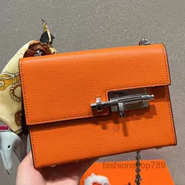 Kvällsväskor Kvinnor Crossbody Axelväskor Handväska Handväska Mode Imputationspaket Kvalitet Äkta läder Kedja Cross Body Tote