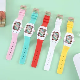 Relojes coloridos para mujer Movimiento de cuarzo Correa de goma de caramelo Japón Battey Estilo de moda Reloj de vestir impermeable Diseño Reloj de pulsera analógico Montre De Luxe