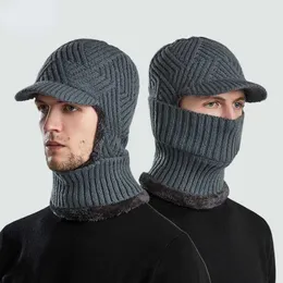 Capitões de ciclismo Máscaras de ciclismo de inverno Caps de malha masculino Moda versátil de lã casual com proteção de orelha de pelúcia Máscara de esqui preto T220928