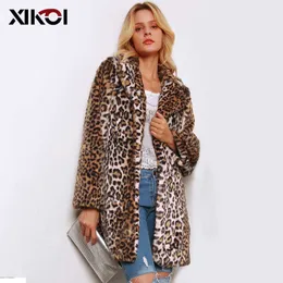 Peles feminino Faux 2021 Leopard Print Coat Women Winter espessura de trincheira longa elegante sobretudo fêmea recusar a jaqueta de colarinho T220928