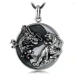 Anhänger Halsketten Retro Chinesischen Stil Domineering Yin Yang Drache Tiger Edelstahl Kette Halskette männer Amulett Schmuck