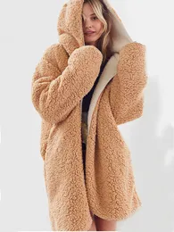 Faux Fur Płaszcz Kobiety z kapturem kurtka kaszmirowa Kurtka Kobieta Kobieta jagnięce włosy Parka Panie Overize solidne zimowe ciepło sobretudo feminino y2209