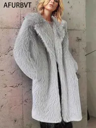 フェイクファー冬の女性高品質のコート豪華な長いゆるいラペル濃い暖かい女性のぬいぐるみSブラックホワイトY2209