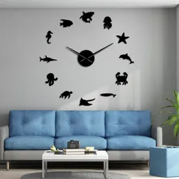 Orologi da parete WE296 Vendita di orologio a specchio per animali in acrilico con vita marina, soggiorno europeo, decorazioni per la casa di grandi dimensioni in stile cartone animato