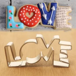 Bakeware LOVE Letter Shape Forms For Biscuit Moulds Lover Series Design Stainless Steel Cookie Cutter Bakeware Pastry Confectionery Tools RRE1464020927 D3