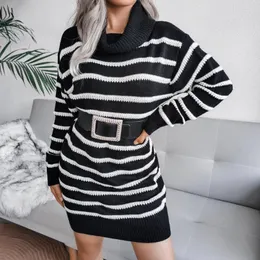 Vestidos casuais 2022 Autumn Winter Turtleneck Sweater Dress Fashion Fashion Manga Longa listrada malha feminina Mulheres roupas