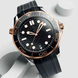 Huiya06 Hot Sales Watchs for Men Professional Sea Diver Orologio Movimento automatico 42 mm Gambera in ceramica Master Waterroof