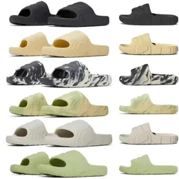 2022 Slajdy Desinger Kapcie Rozmiar 36-47 pustynnych sandałów Zachodni Sandały Mężczyźni Kobieta Flip Flip Flops Platforma Sandales Slippper
