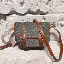 2022-Shoulder väskor Kvinnor Fashion Message Bag Högkvalitativ handväska Modern Classic Totes Designer Shopping Plånbokskorthållare 11 färger