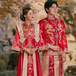 ヴィンテージエスニック服Xiuhe Groom Suits Hanfu Bride Luxury Antional China Wedding Costume Red Embroidery Oriental Style Couple Costary Vestido Chino