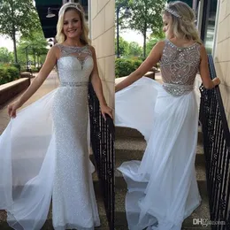 Elbiseler Beyaz Prom Sleeless Scoop Boyun Seksi Illusion Geri Overkirt Chiffonn payetleri Boncuklu Özel Yapımlı Akşam Parti Gowns Resmi Artı Beden Vestidos