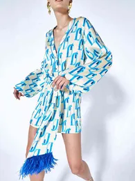 Summer Satin Printed Mini Dresses for Women Elegant V-hals snörning med fjäderklänning Kvinna 2022 Lady Party Vocation Clothes T220819