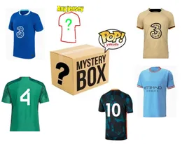 Soccer Jersey Mystery Boxes Clearance Promotion 2010-2024 Säsong Thai Quality Football Shirts Blank eller Player Tröjor Nya med taggar handplockade vid slumpmässig överraskning