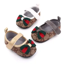 F￶rsta Walker Princess Baby Girls Shoes Glitter nyf￶dda Booties Soft Sole Toddler Kids Crib Shoes Party Bowknot Anti-Slip 0-18m