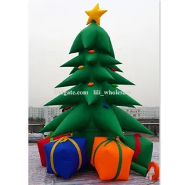 Gigante Bouncer Green Christmas Tree com caixas de presente Publicidade para férias de decoração de quintal e eventos de novo ano